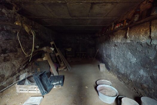 GÖNC LEGSZEBB HELYÉN KÁDÁR KOCKA JELLEGŰ