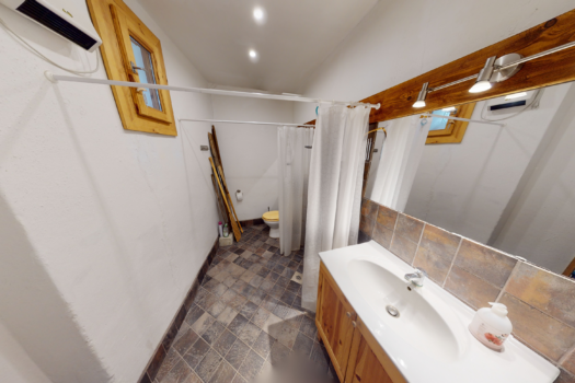 EKLEKTIKUS, EGYEDI, HATALMAS, EZT LÁTNI KELL