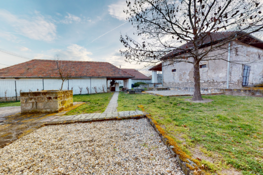 EKLEKTIKUS, EGYEDI, HATALMAS, EZT LÁTNI KELL