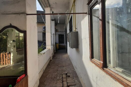 SZERENCS BELVÁROSÁBAN ELADÓ 4 SZOBÁS INGATLAN