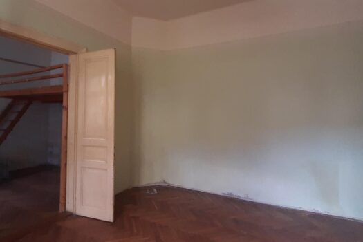 SZERENCS BELVÁROSÁBAN ELADÓ 4 SZOBÁS INGATLAN