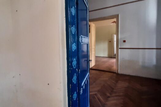 SZERENCS BELVÁROSÁBAN ELADÓ 4 SZOBÁS INGATLAN