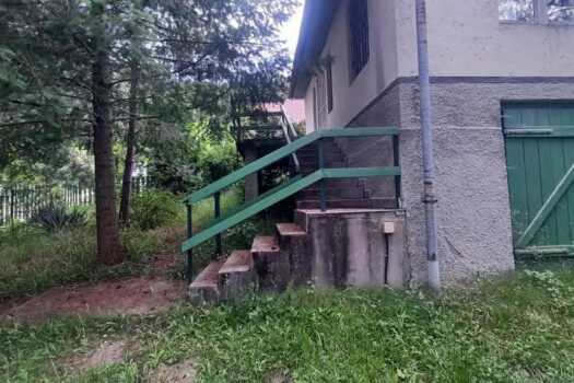 TELKIBÁNYA LEGSZEBB HELYÉN NYARALÓ VAGY KIS HÁZ