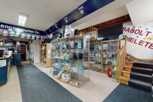 Eladó kiváló állapotú lakás és üzlethelyiség Sátoraljaújhely szívében!