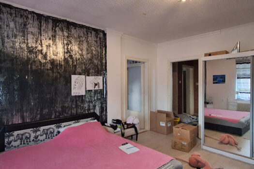 Eladó többfunkciós ingatlan Szerencs belvárosában – üzlettel, konditeremmel, nagy telekkel