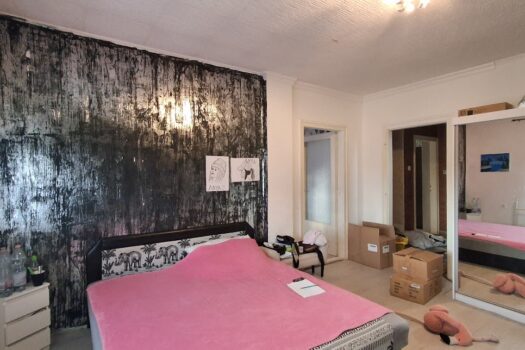 Eladó többfunkciós ingatlan Szerencs belvárosában – üzlettel, konditeremmel, nagy telekkel