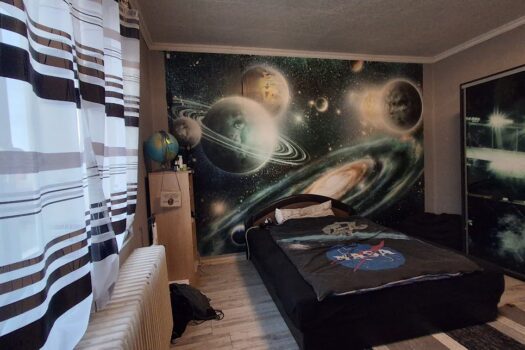 Eladó többfunkciós ingatlan Szerencs belvárosában – üzlettel, konditeremmel, nagy telekkel