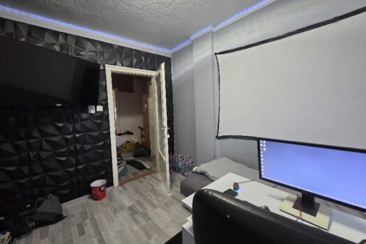 Eladó többfunkciós ingatlan Szerencs belvárosában – üzlettel, konditeremmel, nagy telekkel