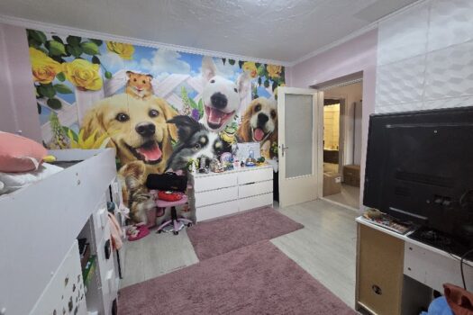 Eladó többfunkciós ingatlan Szerencs belvárosában – üzlettel, konditeremmel, nagy telekkel