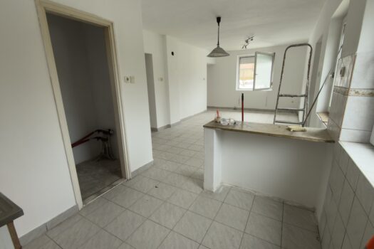 Eladó családi ház Monokon – masszív szerkezet, bővíthető kialakítás, kiváló befektetési potenciál