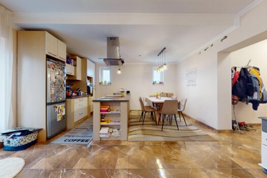 Élj és Dolgozz egy helyen