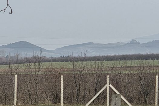 Eladó bővítés alatt álló családi ház nagy telekkel Abaújszántón