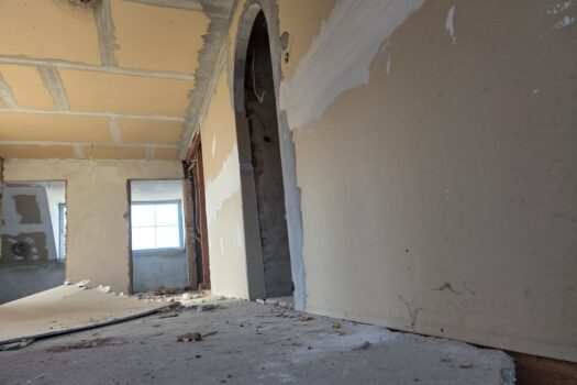 🏡 Borsod-Abaúj-Zemplén vármegyében, Monok főutcáján eladó egy 3 szobás, tégla építésű családi ház!