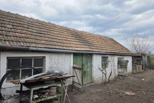 🏡 Tágas telekkel rendelkező családi ház eladó Szerencsen – kivételes lehetőség felújítóknak és otthonteremtőknek!