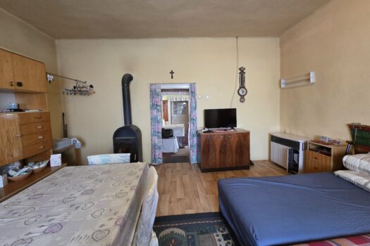 🏡 Tágas telekkel rendelkező családi ház eladó Szerencsen – kivételes lehetőség felújítóknak és otthonteremtőknek!