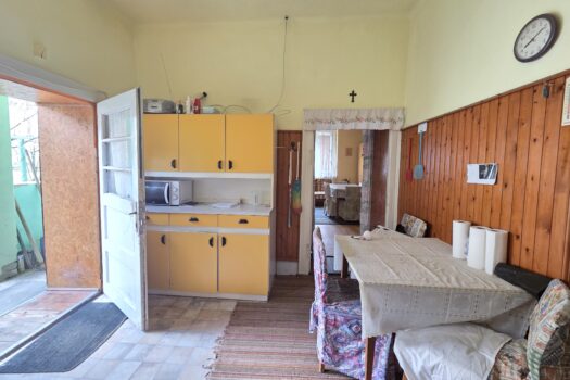 🏡 Tágas telekkel rendelkező családi ház eladó Szerencsen – kivételes lehetőség felújítóknak és otthonteremtőknek!